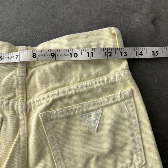 Vintage Y2K 90's Guess USA High Waisted Pale Yellow Mini Shorts 26 - Picture 4 of 6